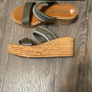 Women's olive green  Wedge Sandals